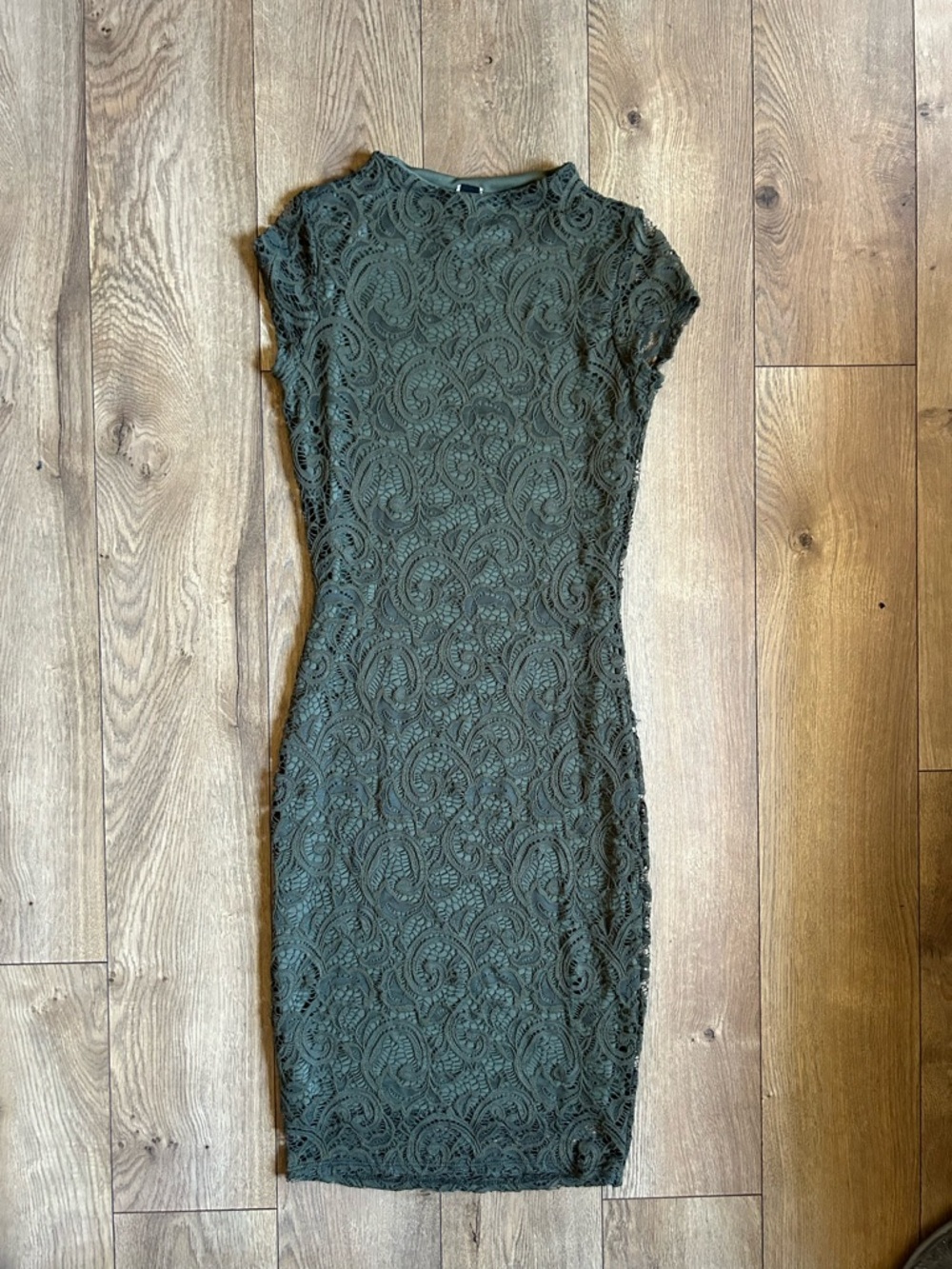 Windsor Olive Green Lace Midi Dress